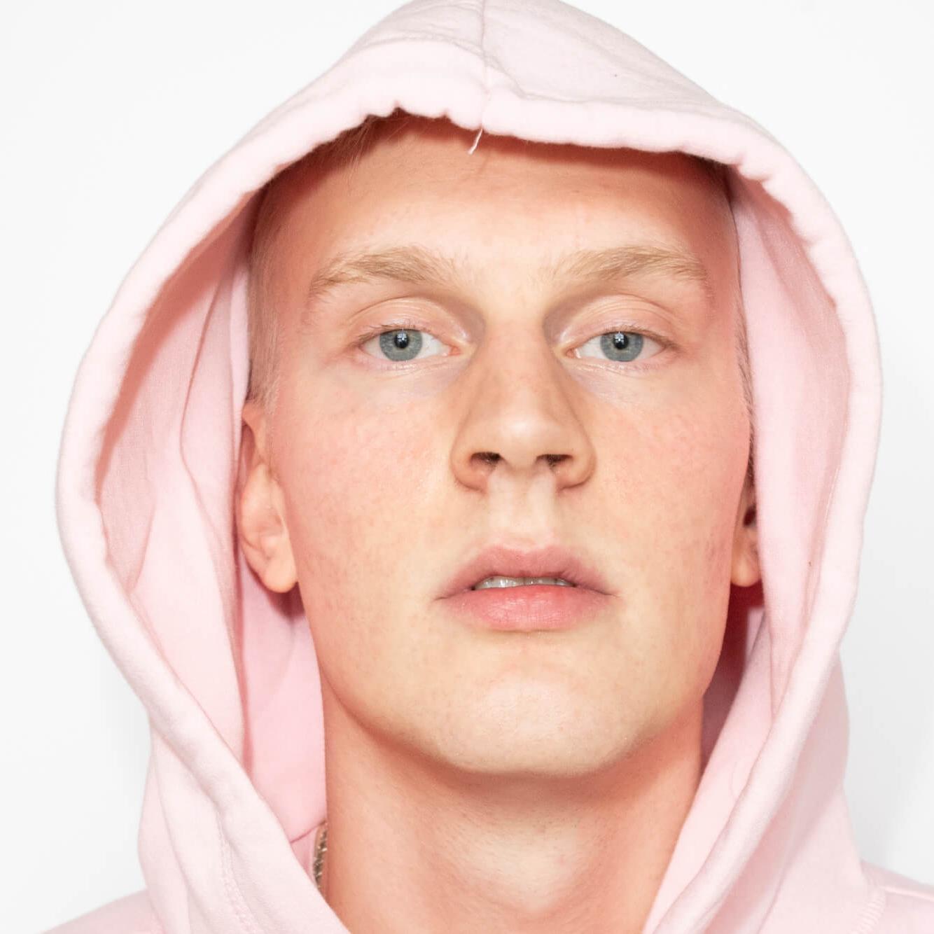 Artist chip image