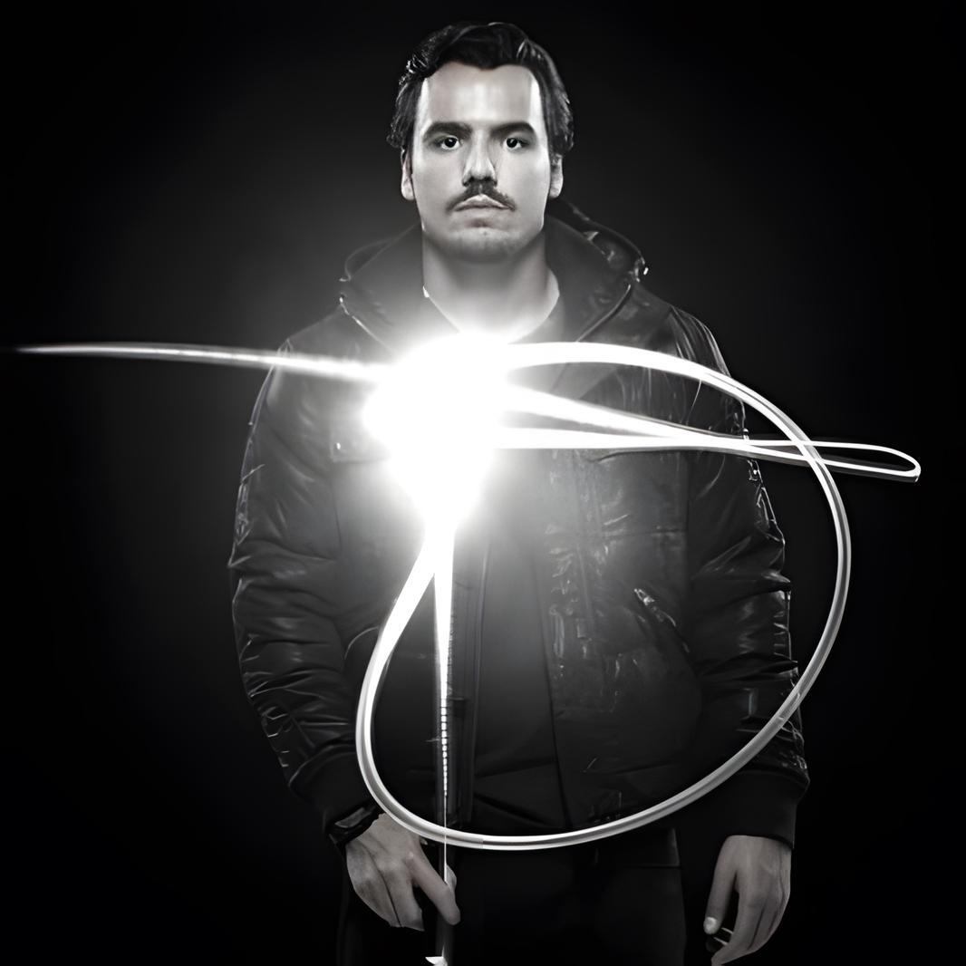 Dynamic cover art