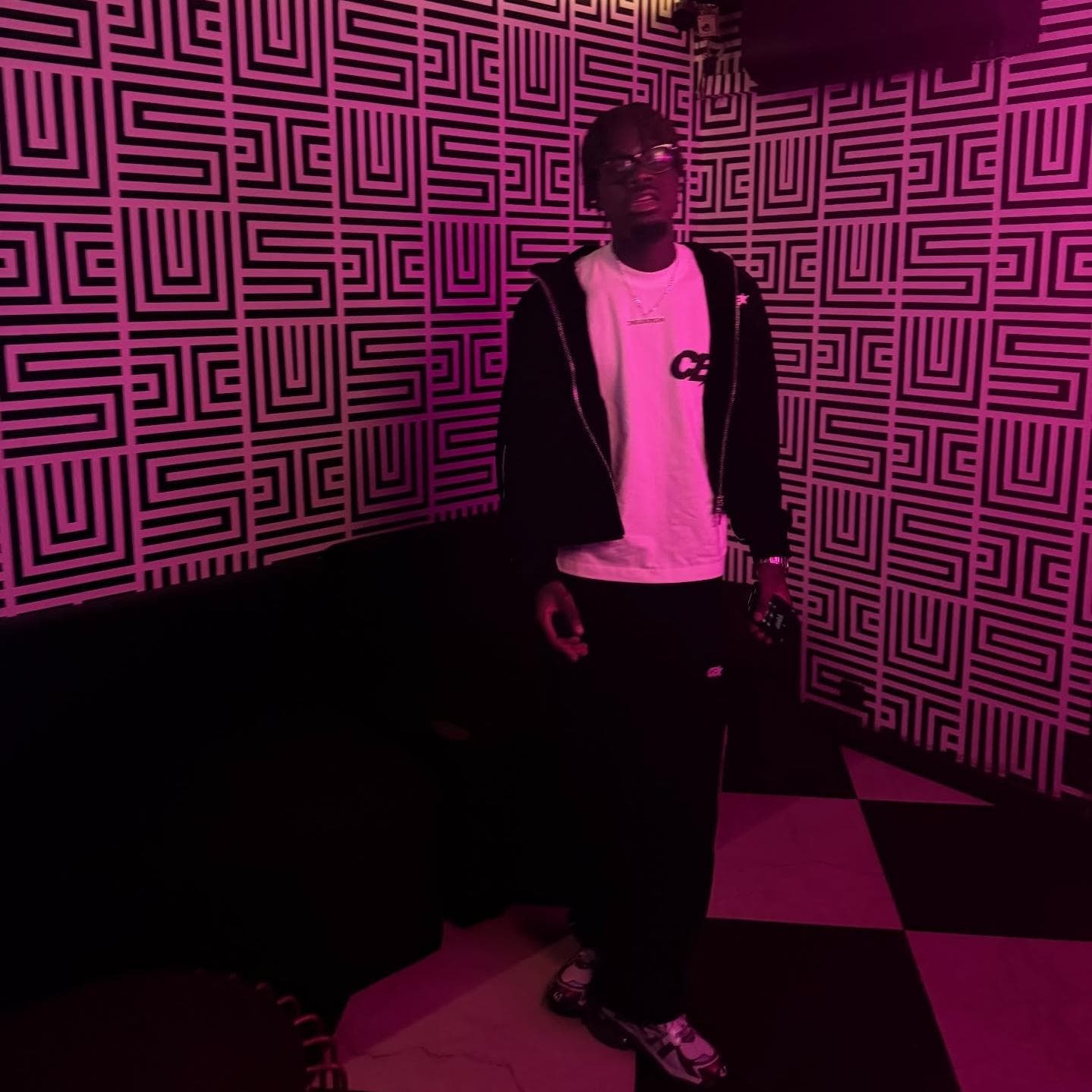 Dynamic cover art