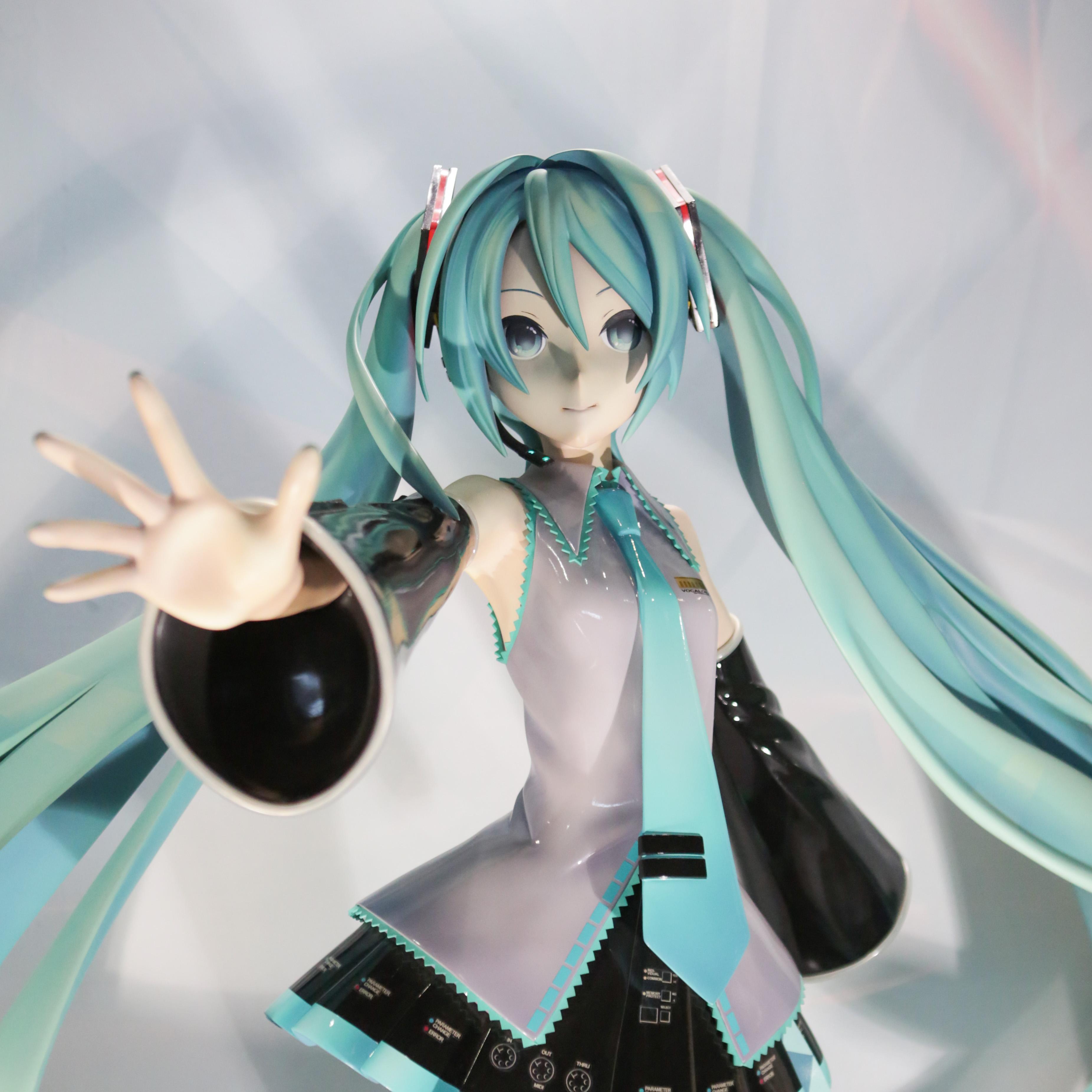 Dynamic cover art