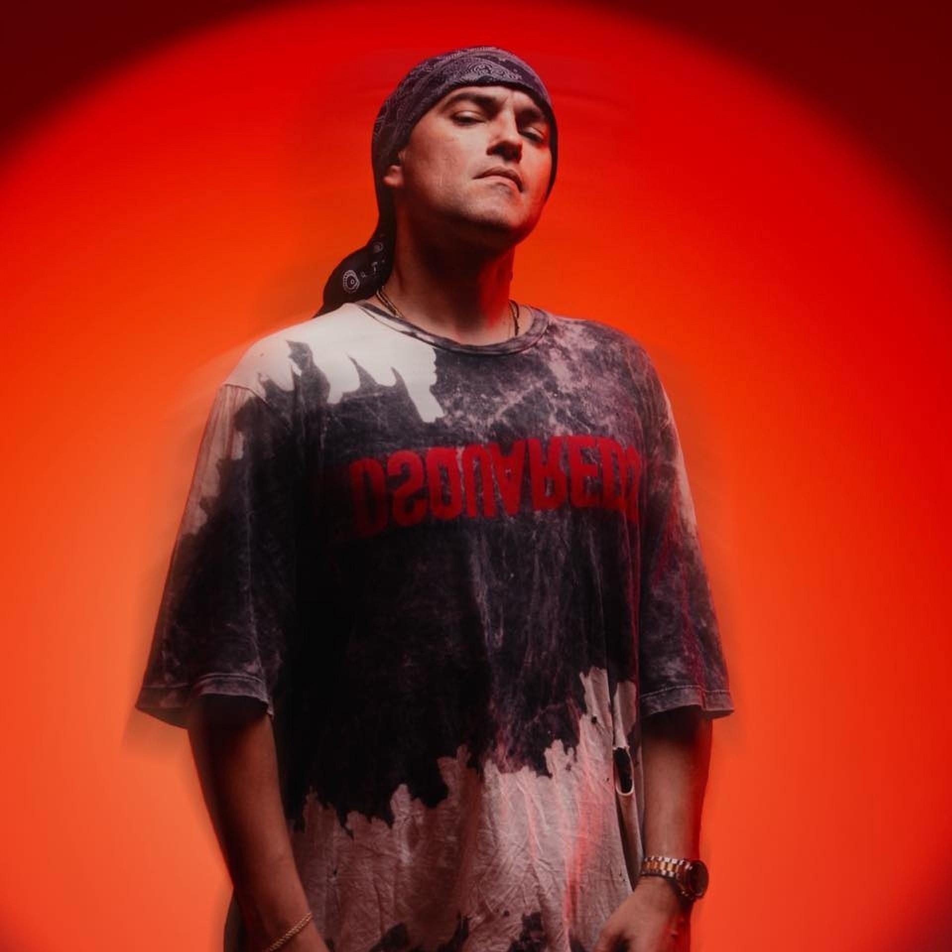 Dynamic cover art