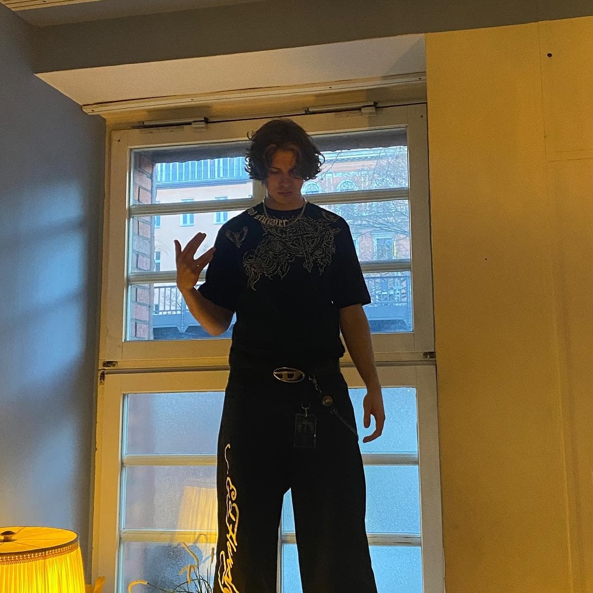 Dynamic cover art