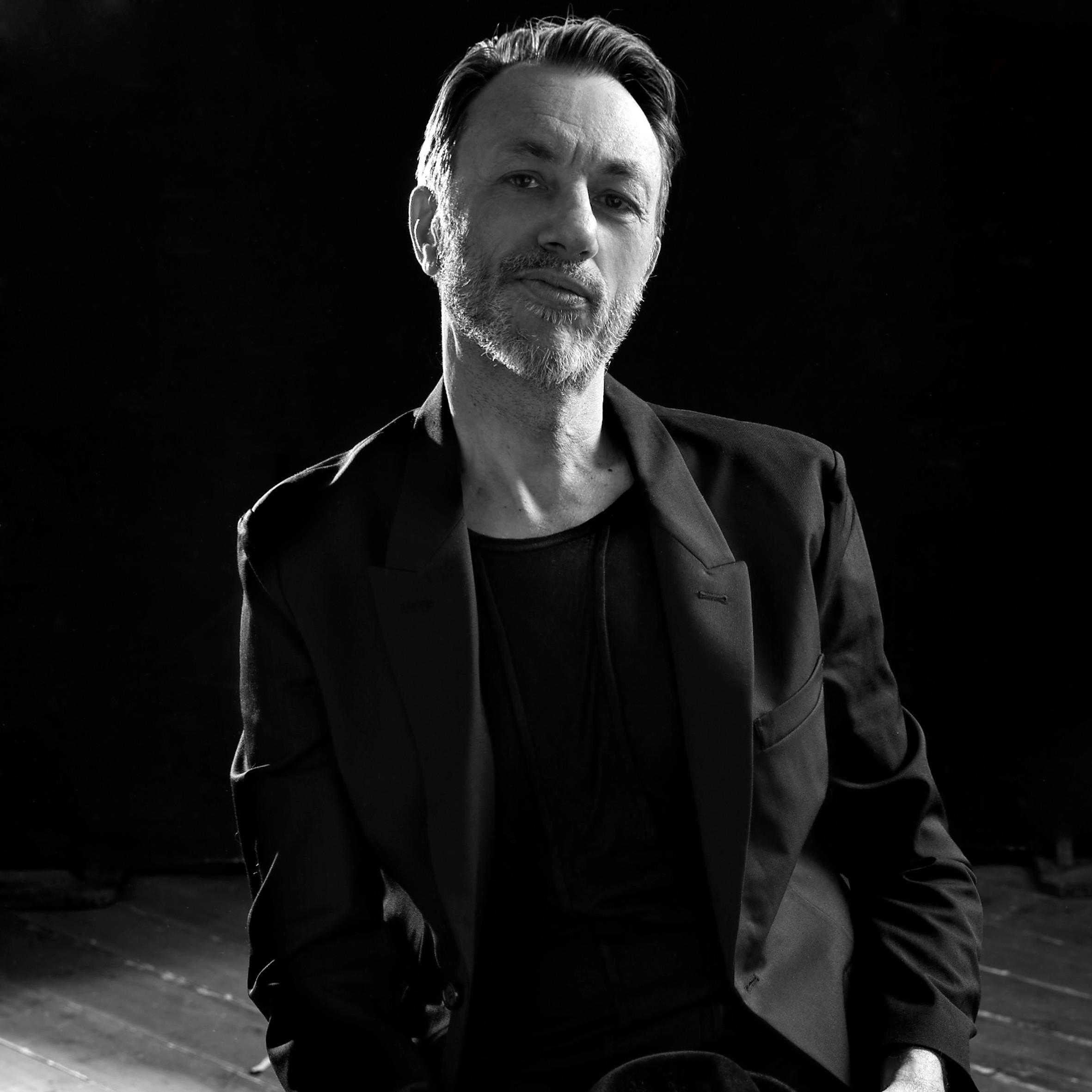 Artist chip image