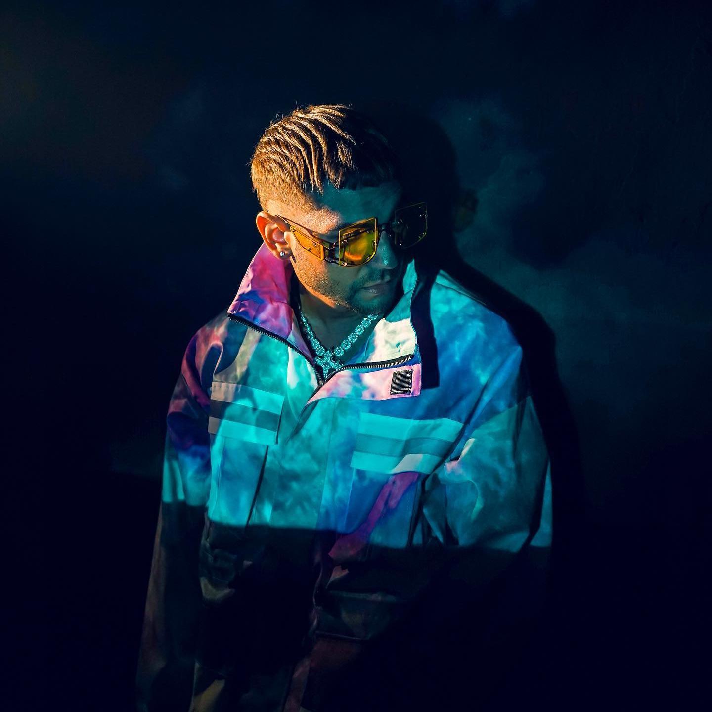 Dynamic cover art
