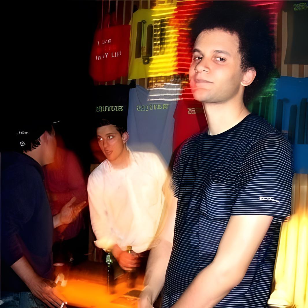 Dynamic cover art