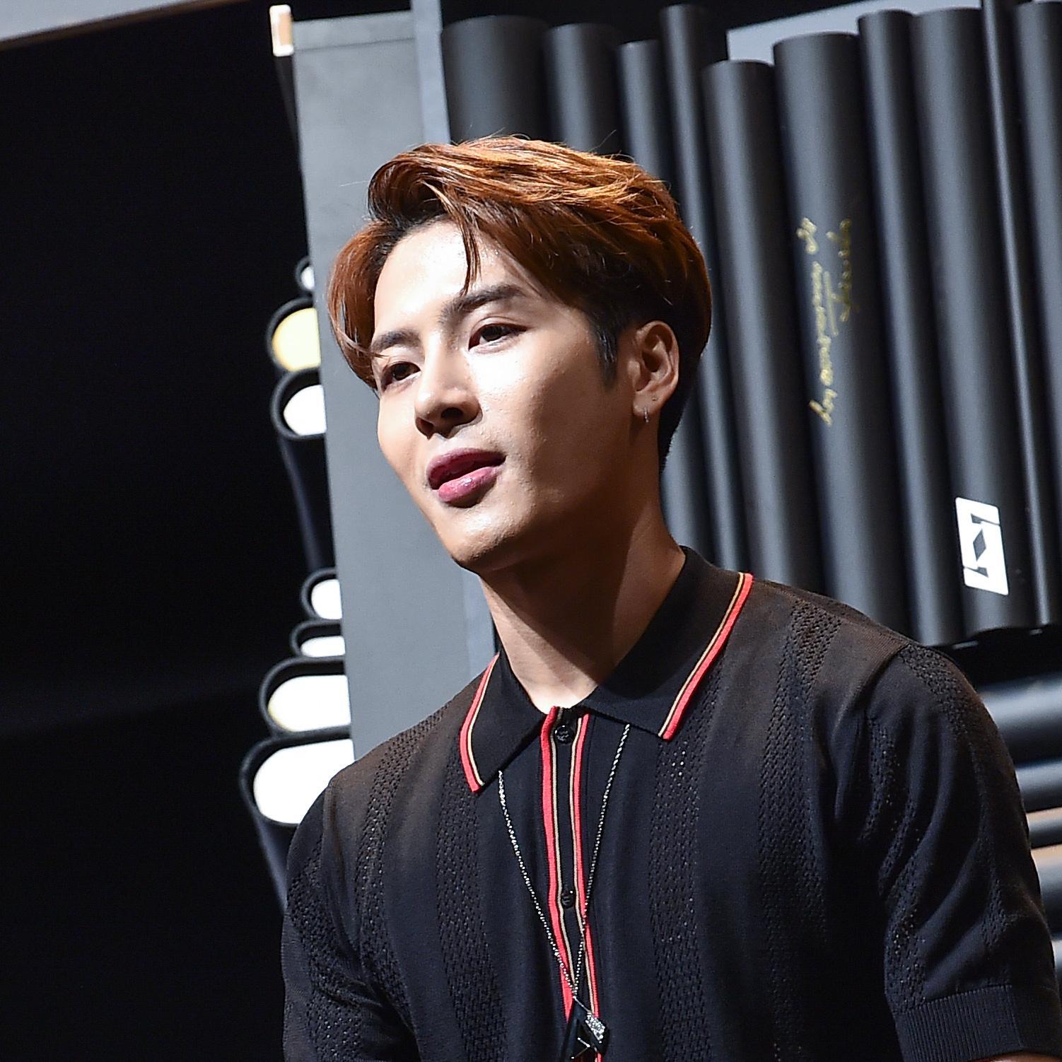 王嘉尔 (Jackson Wang)