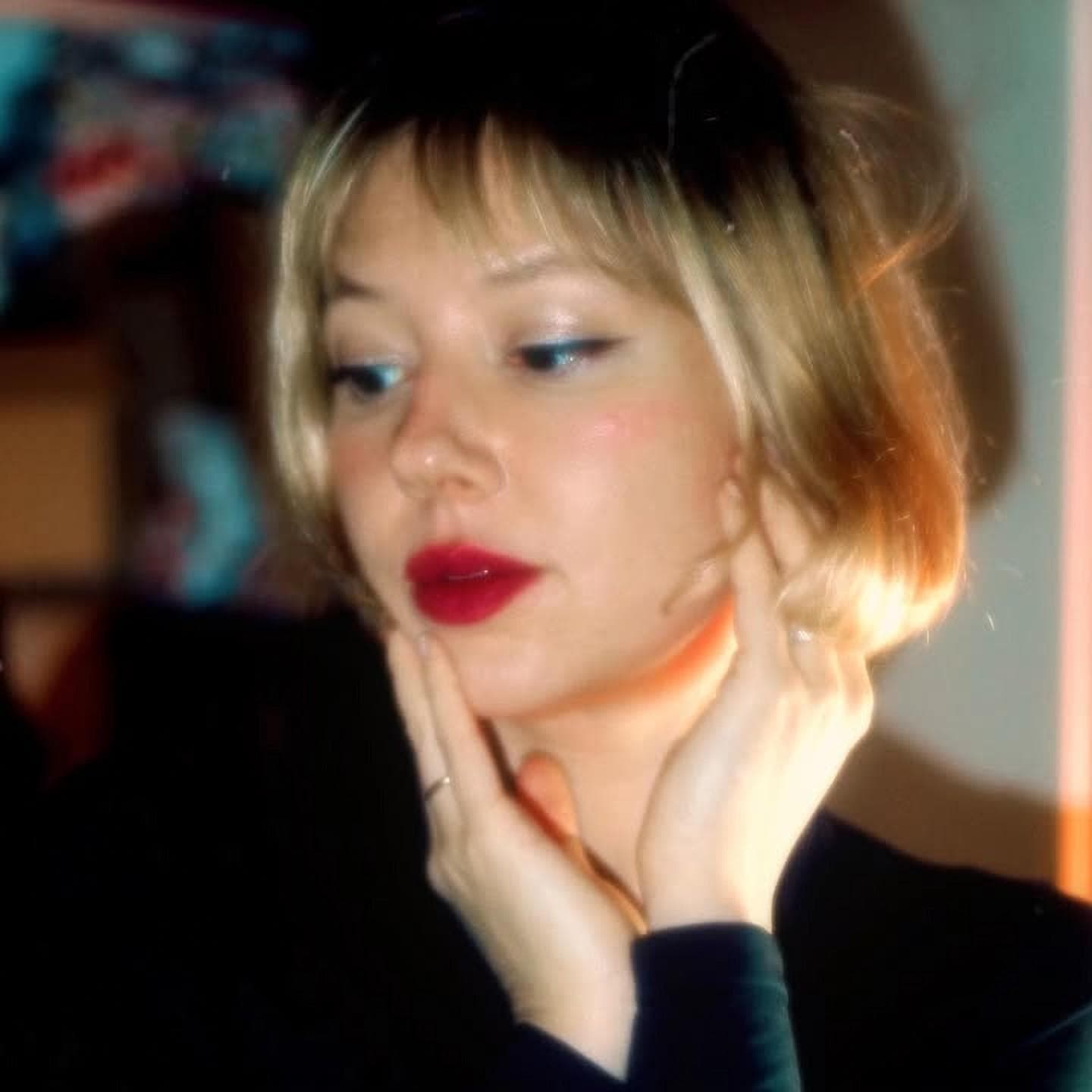 Dynamic cover art