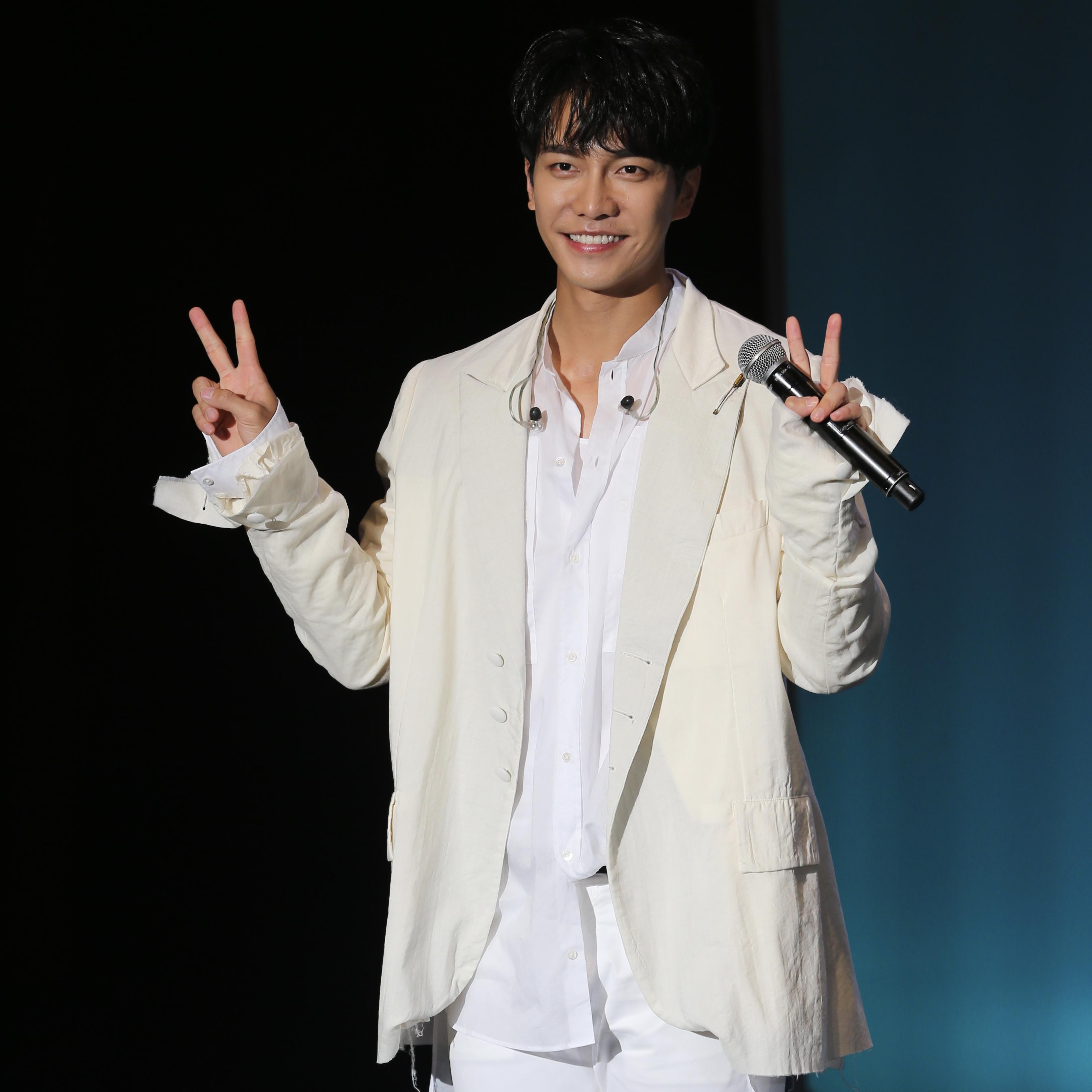 이승기 (Lee Seung Gi)