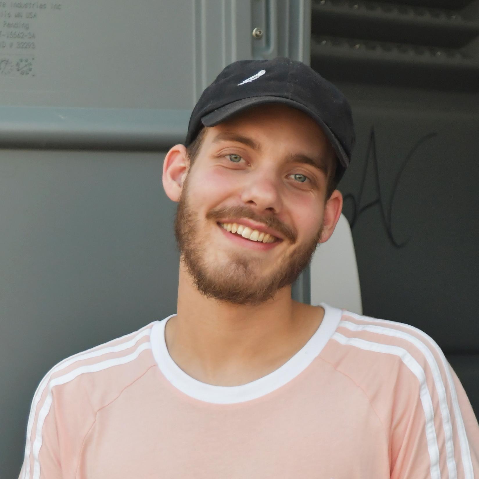 Artist chip image