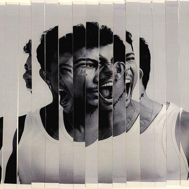 Album cover art for FRAGMENTADO