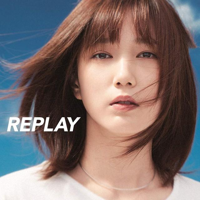 Album cover art for REPLAY~再び想う,きらめきのストーリー~