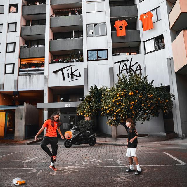Album cover art for Tiki Taka